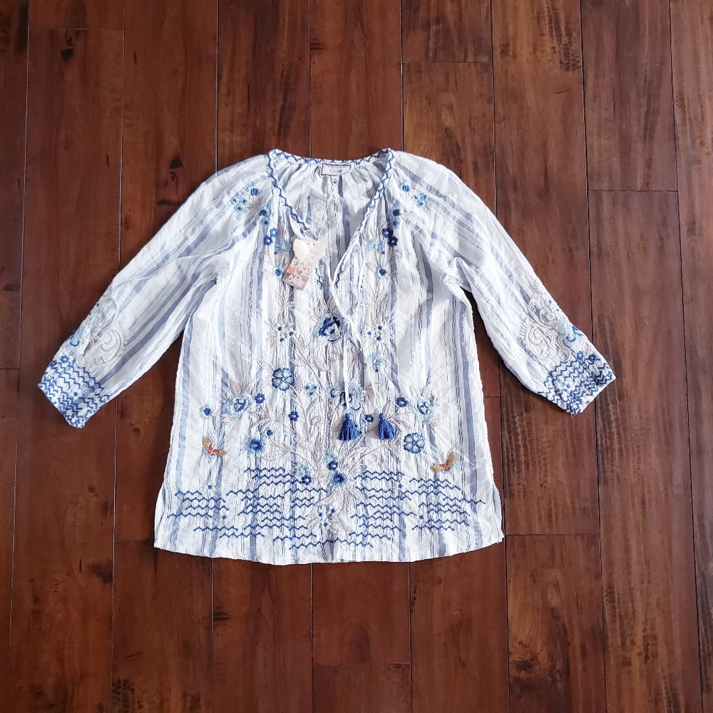 JOHNNY WAS Embroidered Shiloh White Cotton Peasant Blouse Tassle Tie Size Small - Picture 4 of 9